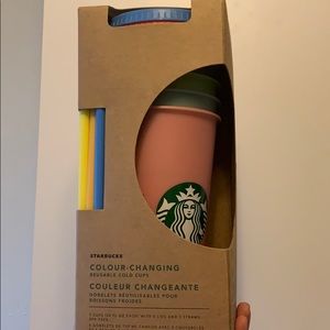 Color changing cold cups